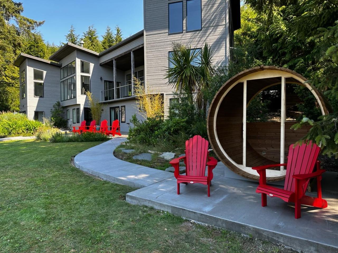 Liahona Guest House Ucluelet Ngoại thất bức ảnh